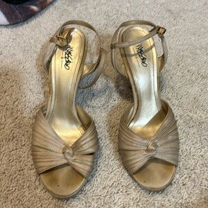 Mossimo high heels